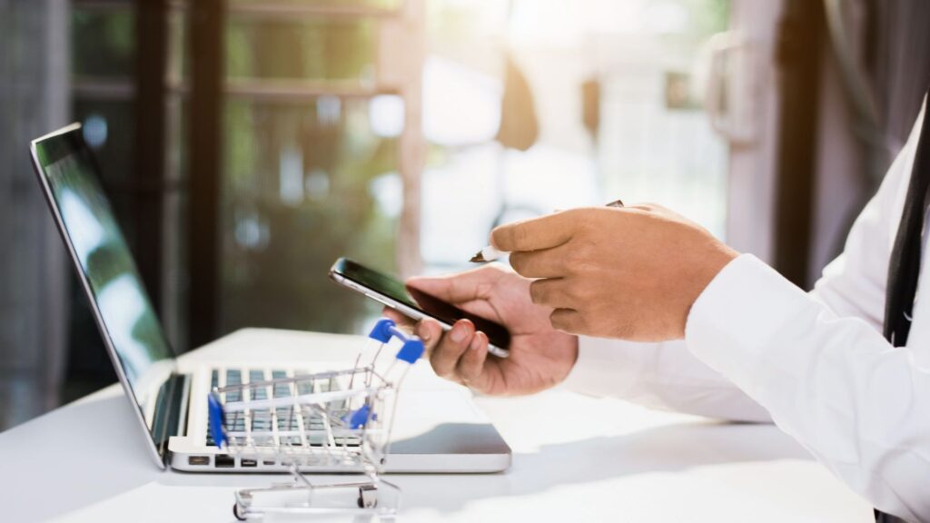 El Papel del Alojamiento Web en el Comercio Electrónico
