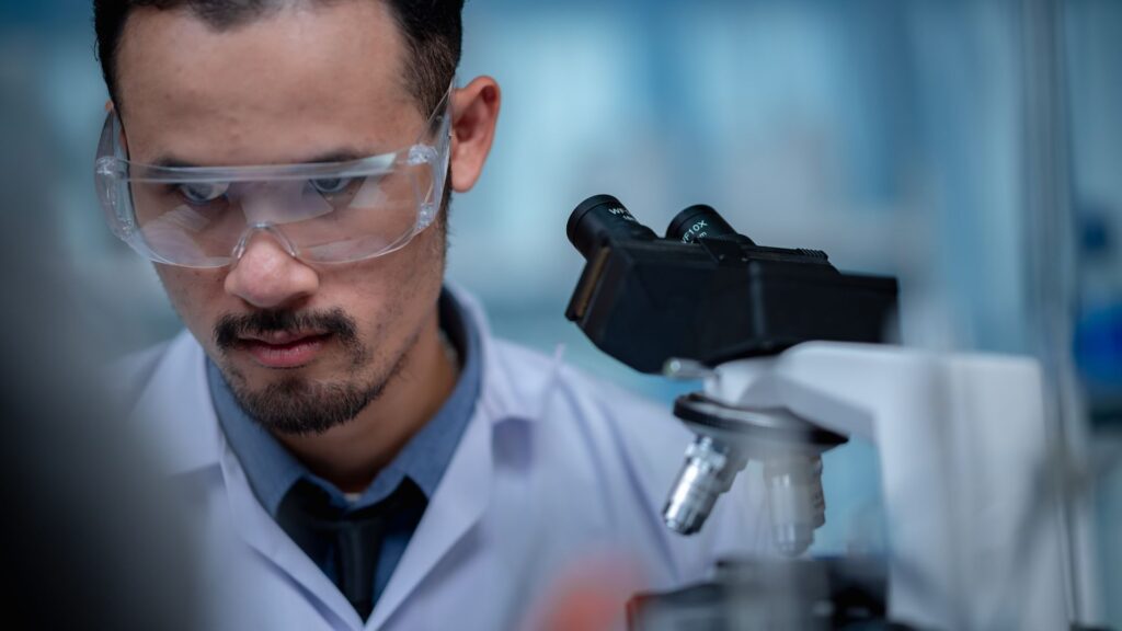 Nuevas Fronteras en Búsqueda de Materia Oscura
